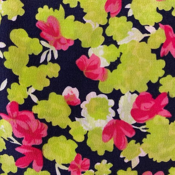 Equipment !! XS bright chartreuse + rose floral silk button-up shirt - Picture 15 of 16